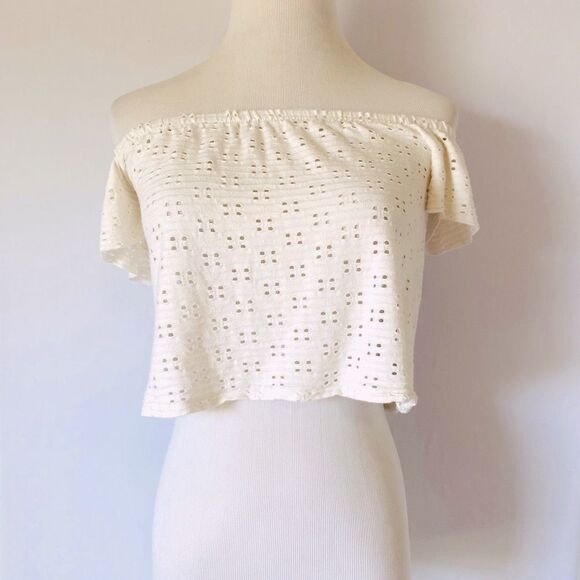 Zara Tops - ZARA Trafaluc Ivory White Crop Eyelet Off-The-Shoulder Top